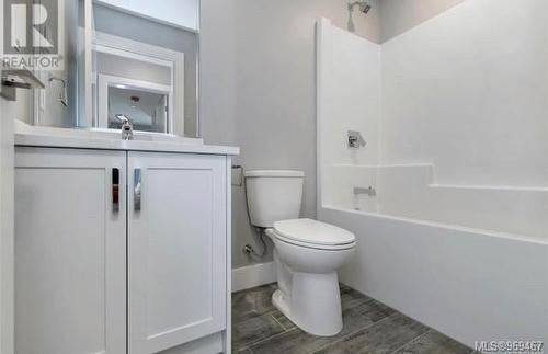 7032 Brailsford Pl, Sooke, BC - Indoor Photo Showing Bathroom