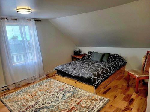 Master bedroom - 43 Rue Principale, Saint-Charles-Garnier, QC - Indoor Photo Showing Bedroom