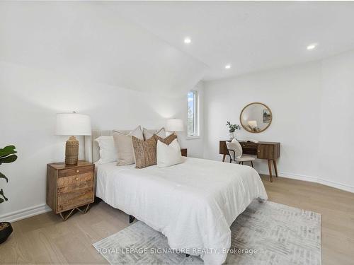 23 Albert St, Cambridge, ON - Indoor Photo Showing Bedroom