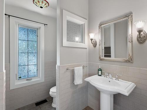 1400 Sun Rivers Drive, Kamloops, BC - Indoor Photo Showing Bathroom
