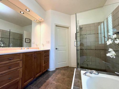 2210 Burgess Ave, Merritt, BC - Indoor Photo Showing Bathroom