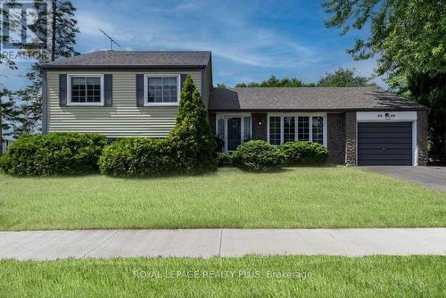 3389 Rockwood Drive, Burlington (Roseland), ON - Outdoor With Facade