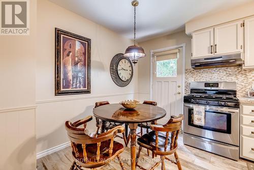 3389 Rockwood Drive, Burlington (Roseland), ON - Indoor Photo Showing Dining Room