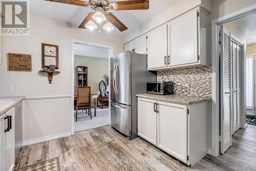 3389 Rockwood Drive, Burlington (Roseland), ON - Indoor Photo Showing Kitchen