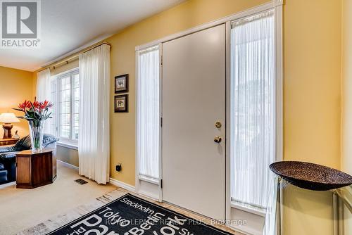 3389 Rockwood Drive, Burlington, ON - Indoor Photo Showing Other Room