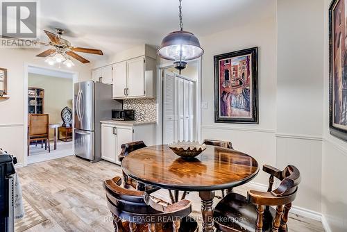 3389 Rockwood Drive, Burlington, ON - Indoor Photo Showing Dining Room