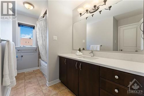 Main bathroom with quartz counters & convenient access to bedroom - 284 Calaveras Avenue, Ottawa, ON - Indoor Photo Showing Bathroom