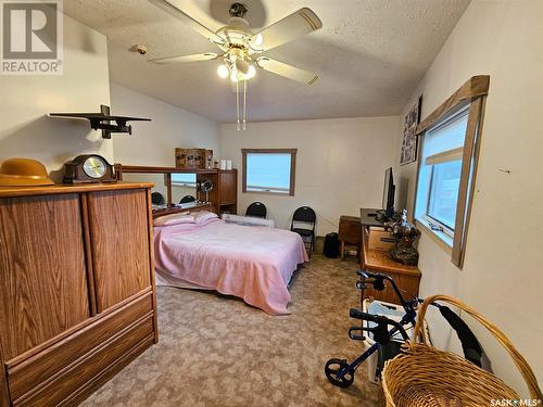 210 1St Street W, Frontier, SK - Indoor Photo Showing Bedroom