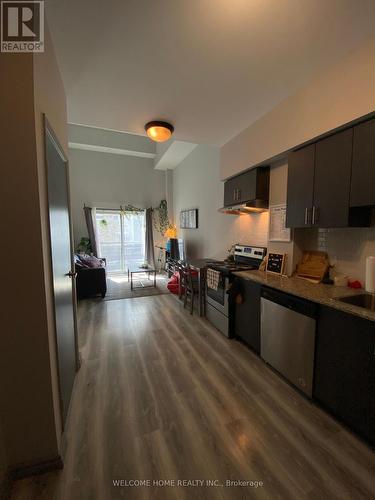 #G114 - 275 Larch Street, Waterloo, ON - Indoor Photo Showing Kitchen