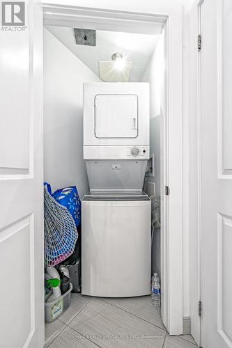 230 - 25 Pen Lake Point Road, Huntsville, ON - Indoor Photo Showing Laundry Room