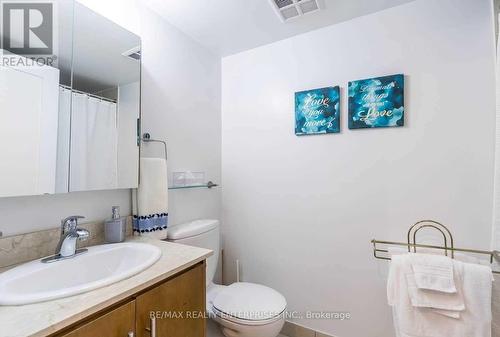 1109 - 20 Blue Jays Way, Toronto, ON - Indoor Photo Showing Bathroom