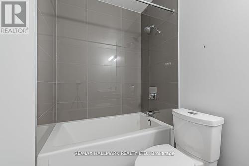 1805 - 609 Avenue Road, Toronto C02, ON - Indoor Photo Showing Bathroom