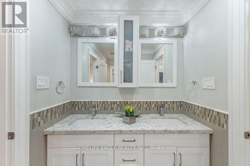 85 Oakridge Drive, Toronto, ON - Indoor Photo Showing Bathroom