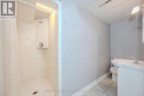 58 Mildred Avenue, St. Catharines, ON - Indoor Photo Showing Bathroom