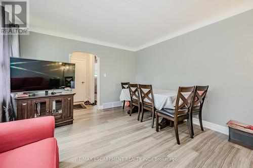 58 Mildred Avenue, St. Catharines, ON - Indoor