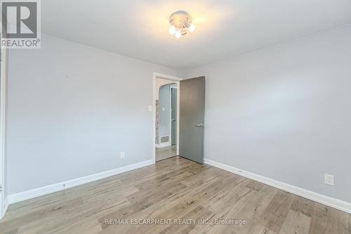 58 Mildred Avenue, St. Catharines, ON - Indoor Photo Showing Other Room