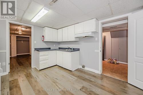 58 Mildred Avenue, St. Catharines, ON - Indoor Photo Showing Kitchen