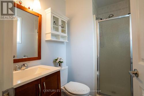9 Whitehorn Crescent, Barrie, ON - Indoor Photo Showing Bathroom