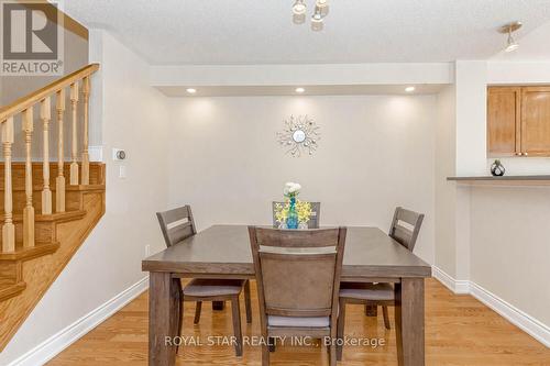2288 Colbeck Street, Oakville, ON - Indoor Photo Showing Dining Room