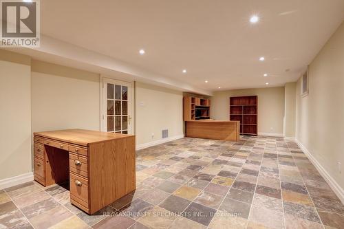 2393 Kenbarb Road, Mississauga (Cooksville), ON - Indoor Photo Showing Other Room