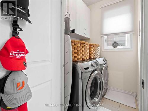 3900 Arvona Place, Mississauga (Churchill Meadows), ON - Indoor Photo Showing Laundry Room