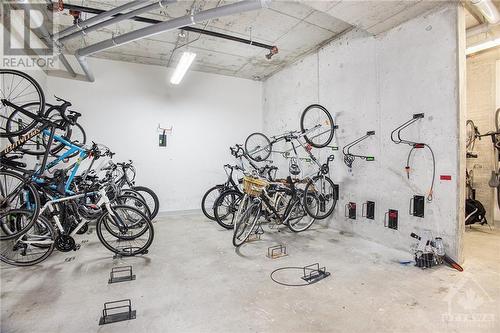 1000 Wellington Street Unit#311, Ottawa, ON - Indoor Photo Showing Garage