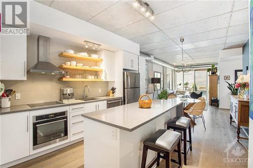 1000 Wellington Street Unit#311, Ottawa, ON - Indoor Photo Showing Kitchen With Upgraded Kitchen