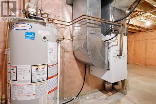 1910 Purcell Drive, London, ON - Indoor Photo Showing Basement