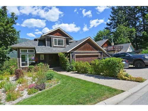 704 Wasson Street, Nelson, BC - Outdoor With Facade