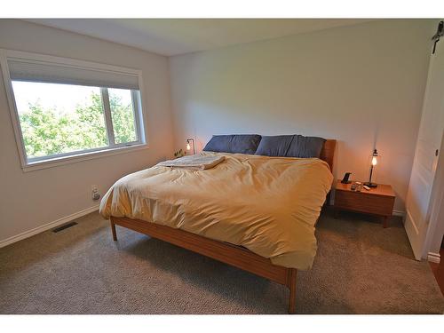 704 Wasson Street, Nelson, BC - Indoor Photo Showing Bedroom