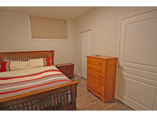 704 Wasson Street, Nelson, BC - Indoor Photo Showing Bedroom