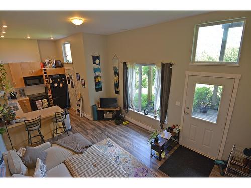 704 Wasson Street, Nelson, BC - Indoor