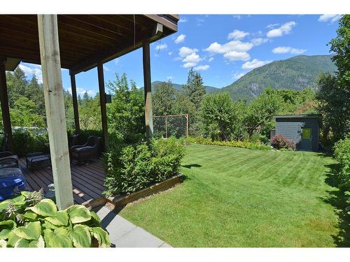 704 Wasson Street, Nelson, BC - Outdoor