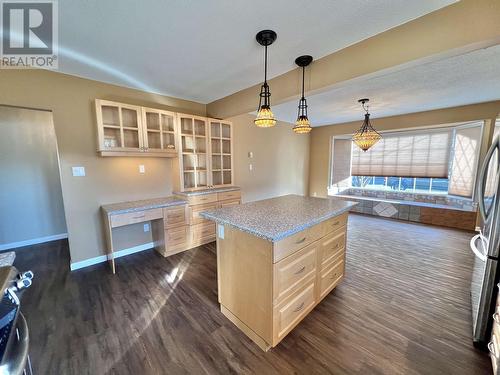 743 Walkem Street, Quesnel, BC - Indoor Photo Showing Kitchen