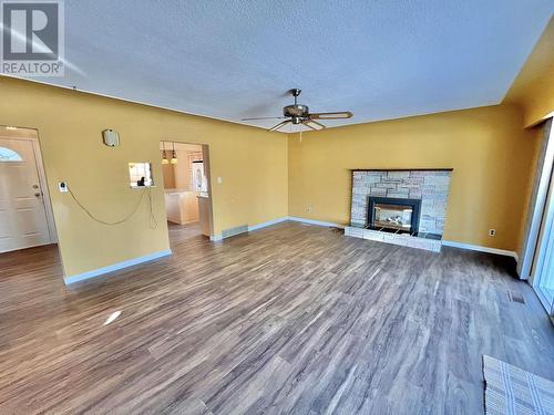 743 Walkem Street, Quesnel, BC - Indoor Photo Showing Living Room With Fireplace