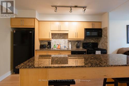 1509 - 20 Blue Jays Way, Toronto, ON - Indoor Photo Showing Kitchen