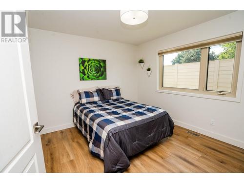 1201 Cameron Avenue Unit# 53, Kelowna, BC - Indoor Photo Showing Bedroom