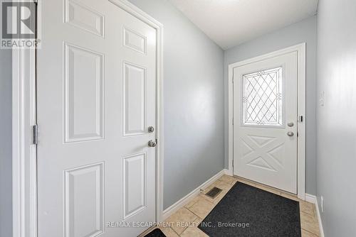 37 Thames Way, Hamilton, ON - Indoor Photo Showing Other Room