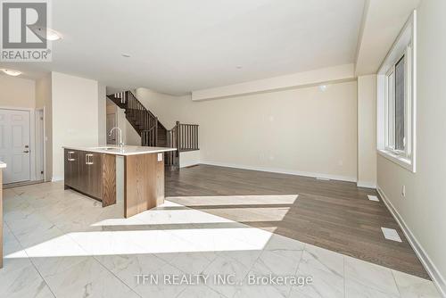 50 Lilac Circle, Haldimand, ON - Indoor Photo Showing Other Room