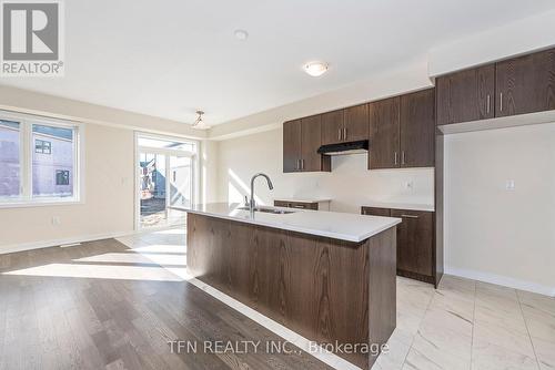 50 Lilac Circle, Haldimand, ON - Indoor Photo Showing Kitchen With Double Sink