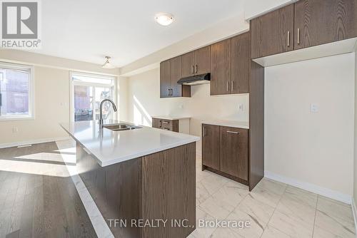 50 Lilac Circle, Haldimand, ON - Indoor Photo Showing Kitchen With Double Sink