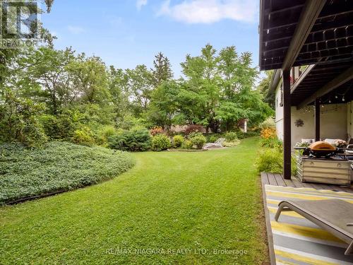 1647 Gregory Road, St. Catharines, ON - Outdoor With Deck Patio Veranda