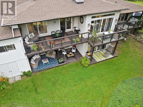 1647 Gregory Road, St. Catharines, ON - Outdoor With Deck Patio Veranda