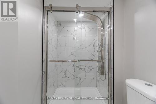 61 Haviland Circle, Brampton, ON - Indoor Photo Showing Bathroom