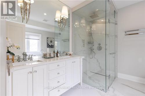 1325 Sheldon Avenue, Oakville, ON - Indoor Photo Showing Bathroom