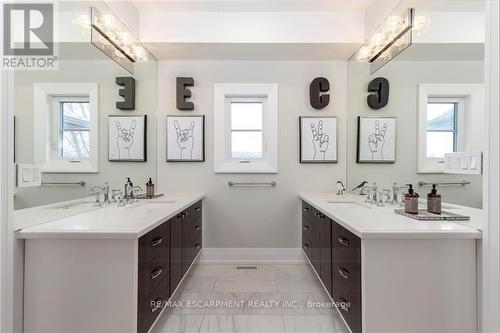 1325 Sheldon Avenue, Oakville (Bronte East), ON - Indoor Photo Showing Bathroom