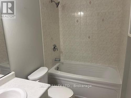 204 - 1530 Weston Road, Toronto W04, ON - Indoor Photo Showing Bathroom
