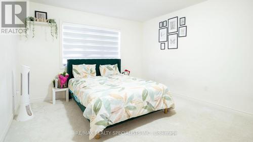 32 Benhurst Crescent, Brampton, ON - Indoor Photo Showing Bedroom