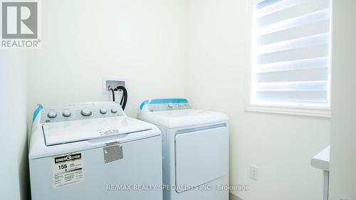 32 Benhurst Crescent, Brampton, ON - Indoor Photo Showing Laundry Room