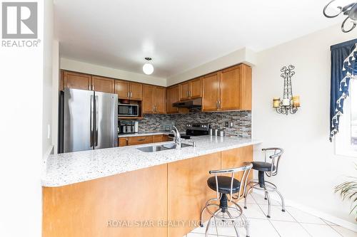 22 Gecko Court, Brampton, ON - Indoor Photo Showing Kitchen With Double Sink